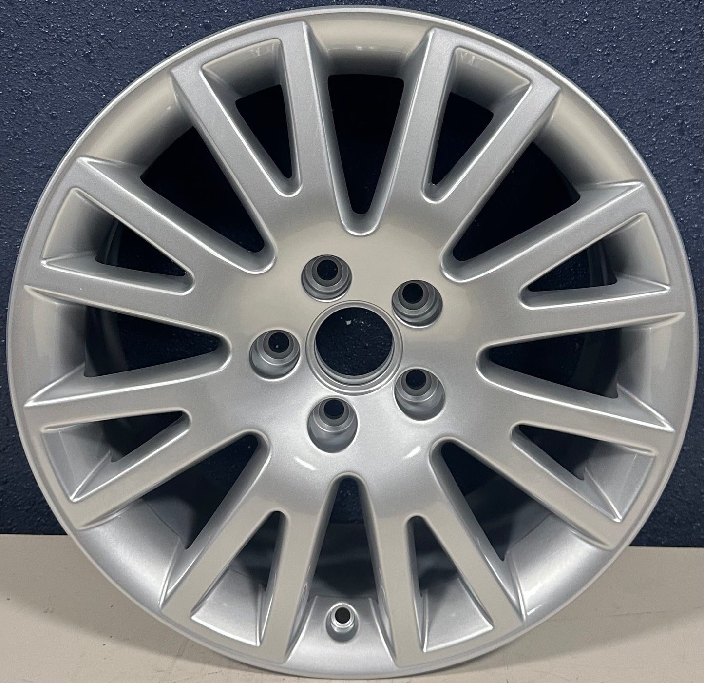 AUDI A4 A6 05-10 17x7-1/2 (alloy), 16 spoke Silver 58780
