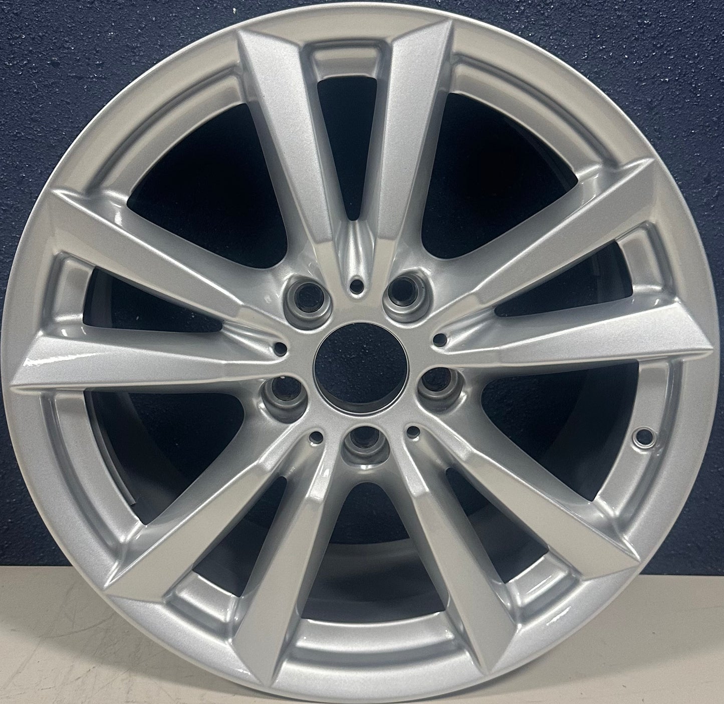 BMW X5 14-18 18x8.5 5 V Spoke Silver 86042