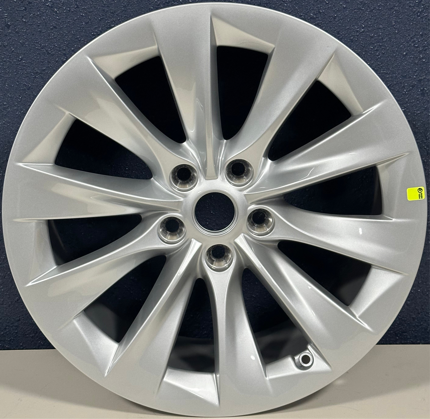 Tesla Model S 2016-2020, 19x8, Silver 10 spoke design #97755A