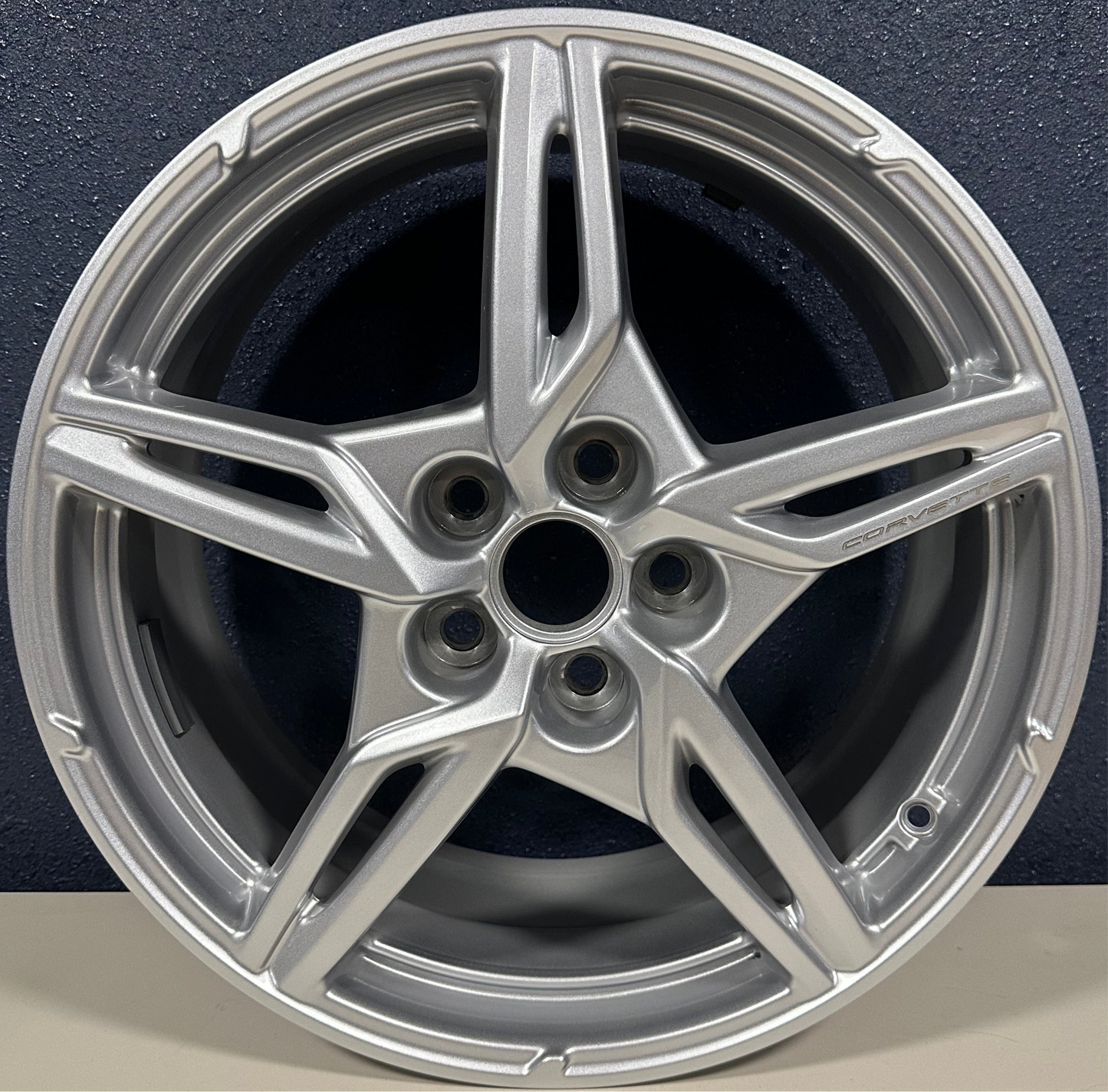 CHEVROLET CORVETTE 20-24, 19x8-1/2 (front), 5 spoke, Silver 14007A