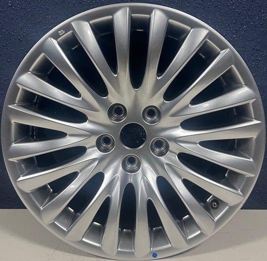 SUZUKI KIZASHI 10-13 18x8 (alloy), 20 spoke Hyper 72711